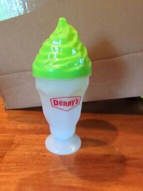 DENNY'S Diner Kids Green Plastic Ice Cream Sundae Cup Vintage